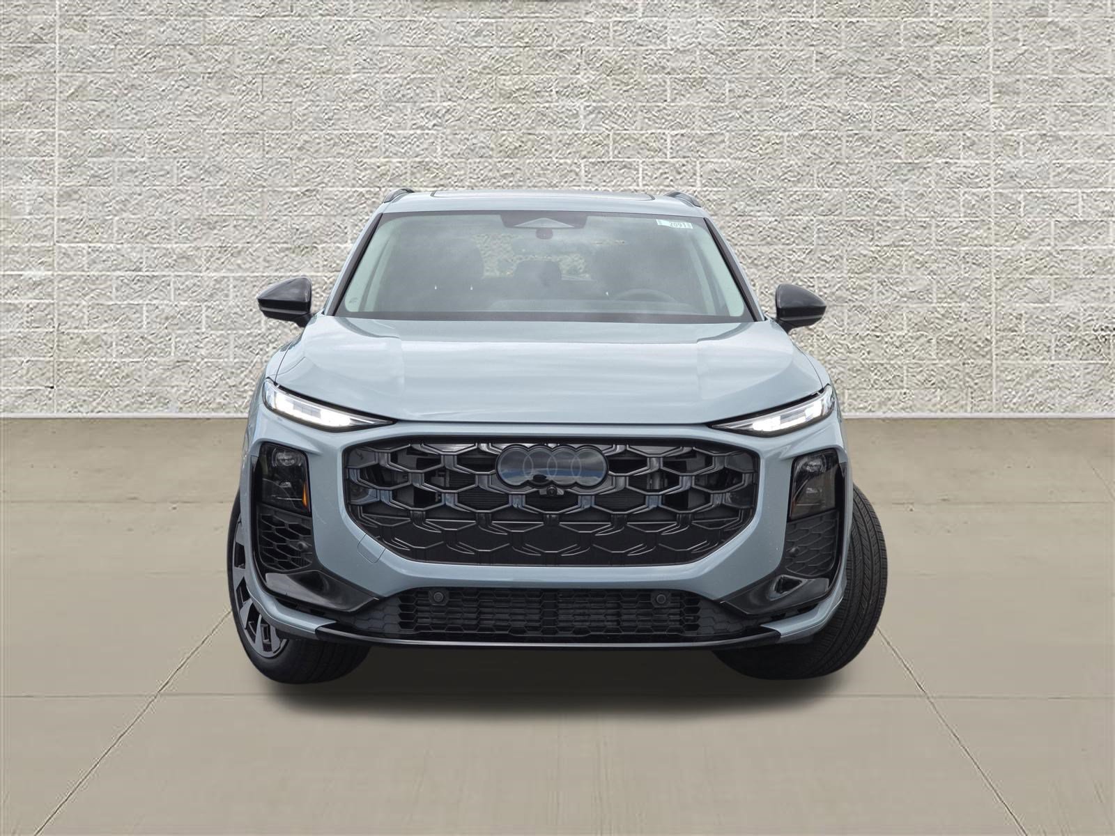 New 2026 Audi Q3 quattro 2.0T AWD/4WD image 2