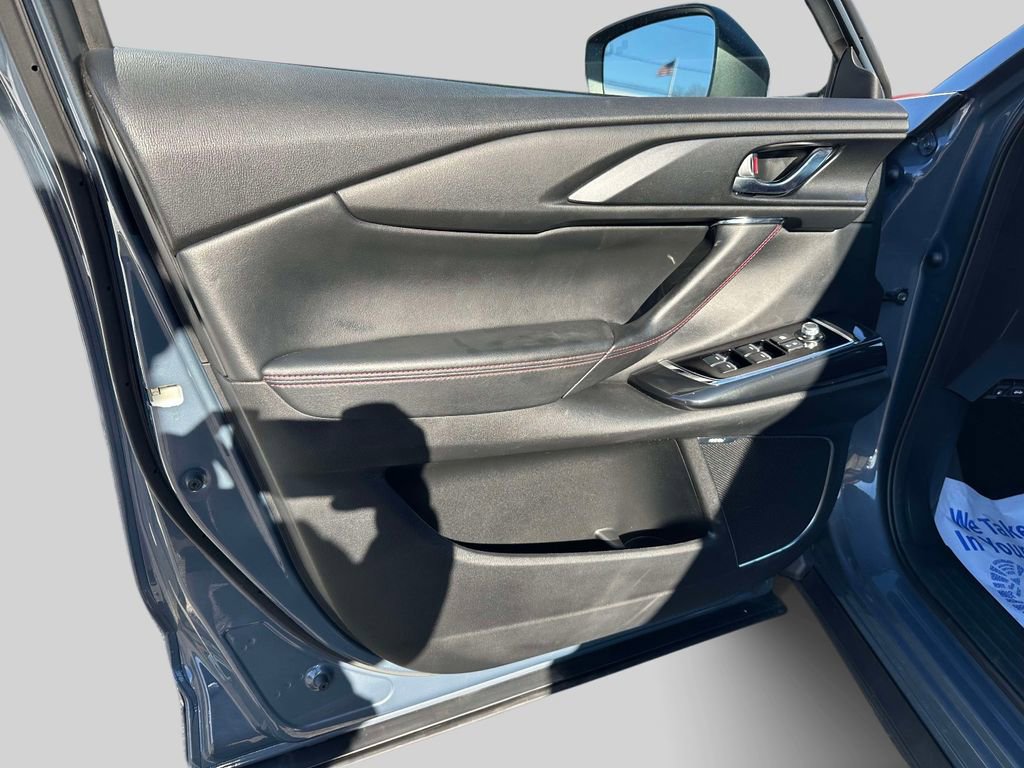 Used 2023 MAZDA CX-9 Carbon Edition image 12