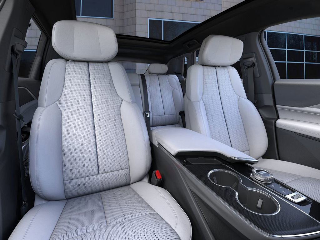 New 2025 Cadillac Lyriq Luxury image 16