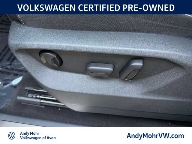 Used 2024 Volkswagen Atlas SE w/ Black Wheel Package AWD/4WD image 14