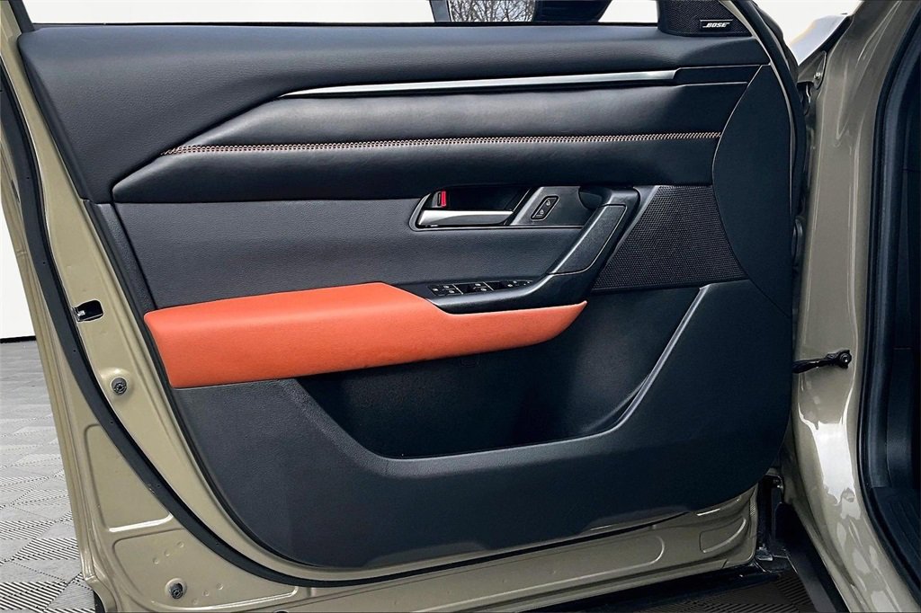 Used 2025 MAZDA CX-50 Meridian Edition image 23