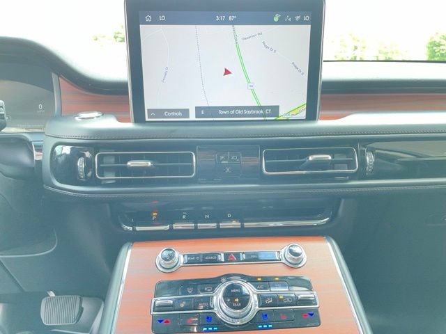 Used 2023 Lincoln Aviator Reserve w/ Jet Package AWD/4WD image 19
