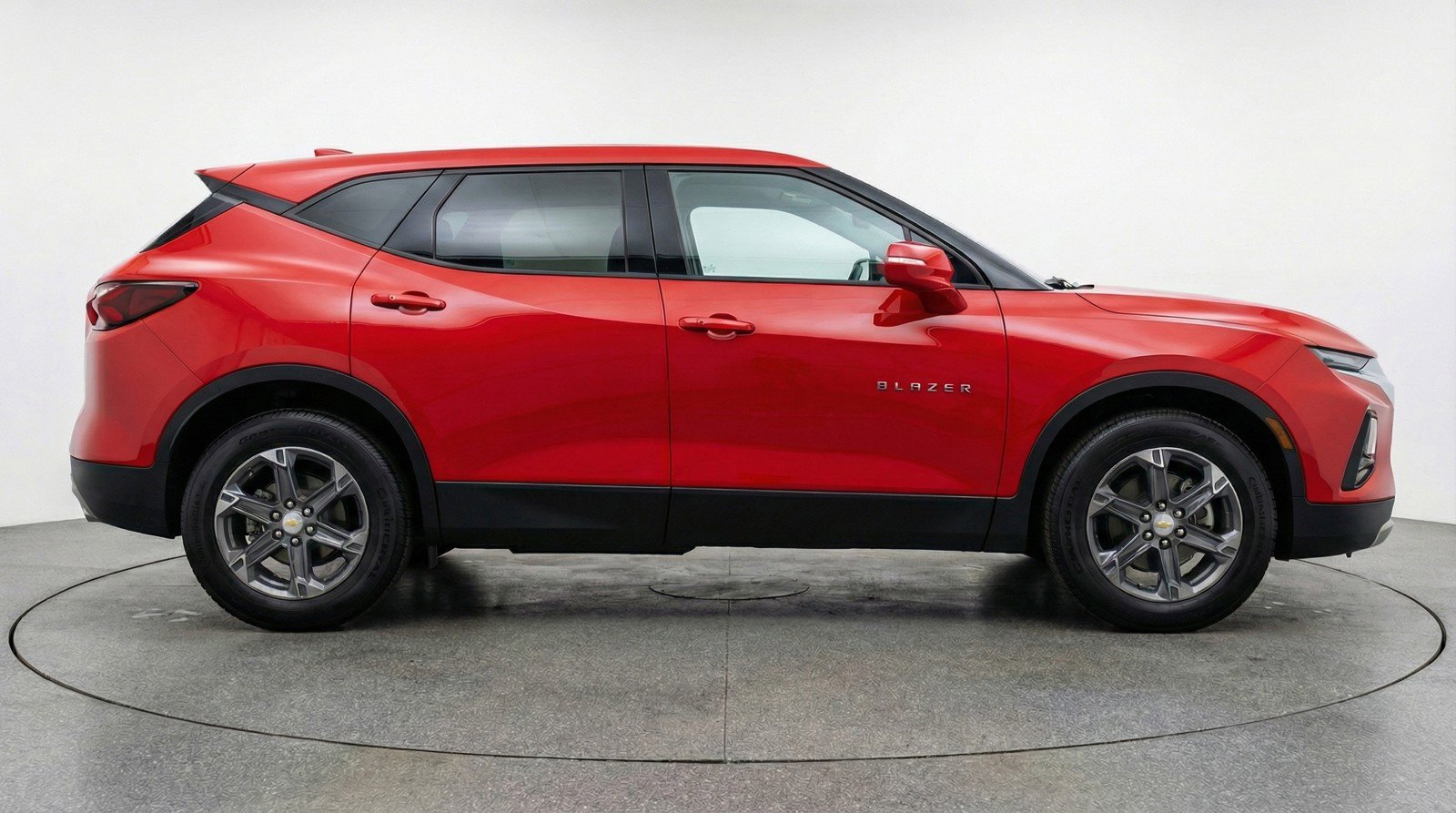 Used 2025 Chevrolet Blazer LT image 11