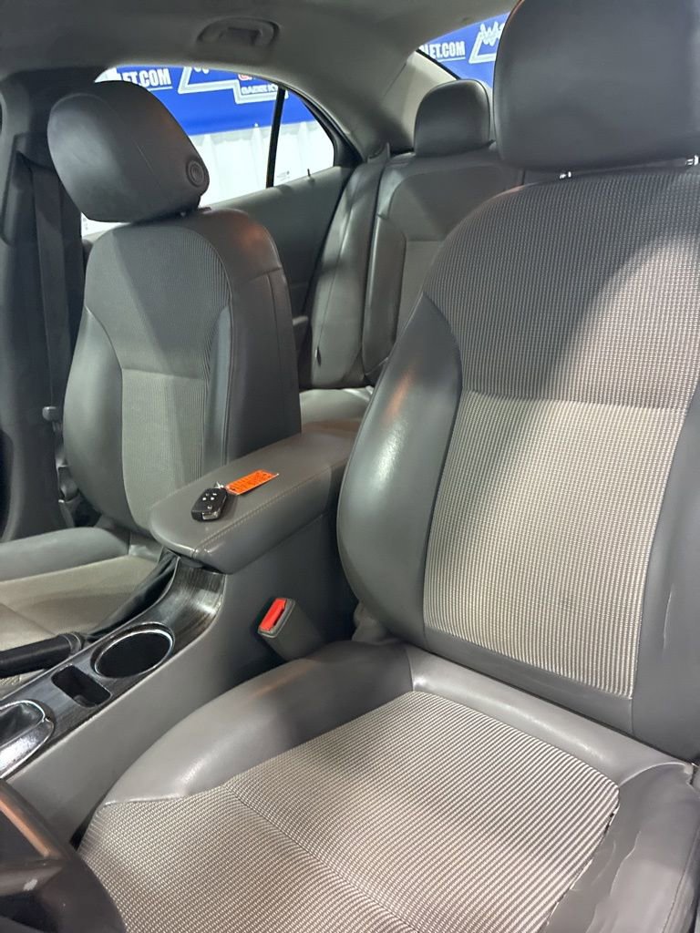 Used 2014 Chevrolet Malibu LT w/ Power Convenience Package image 10