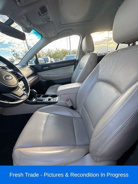 Used 2018 Subaru Outback 3.6R Limited AWD/4WD image 12