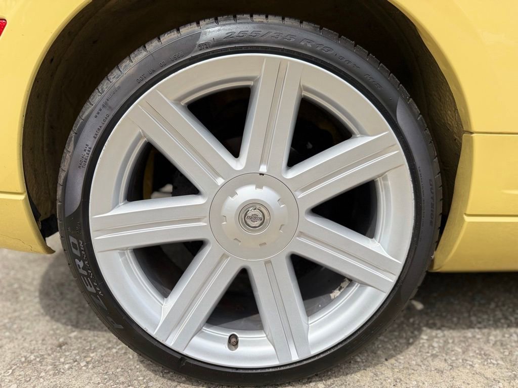 Used 2005 Chrysler Crossfire Limited image 19