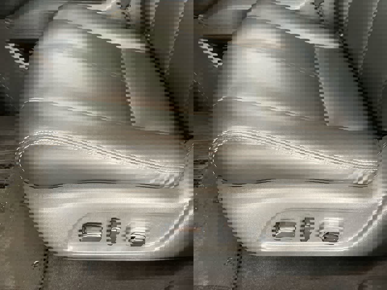 Used 2023 Nissan Murano SV image 12