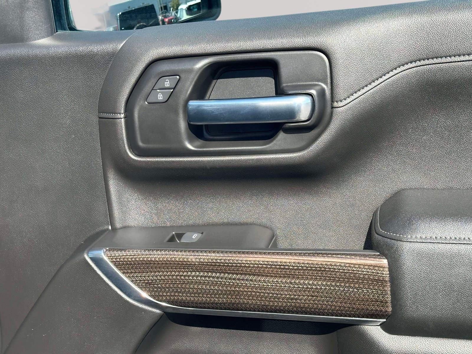 Used 2020 Chevrolet Silverado 1500 RST AWD/4WD image 24