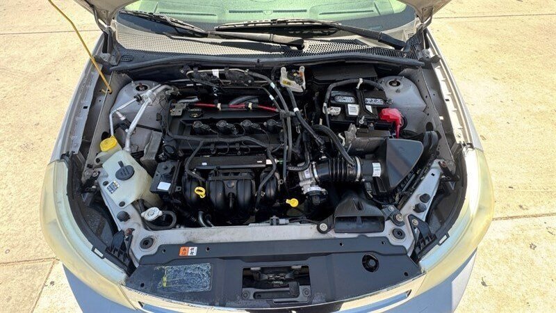 Used 2011 Ford Focus SE FWD image 15