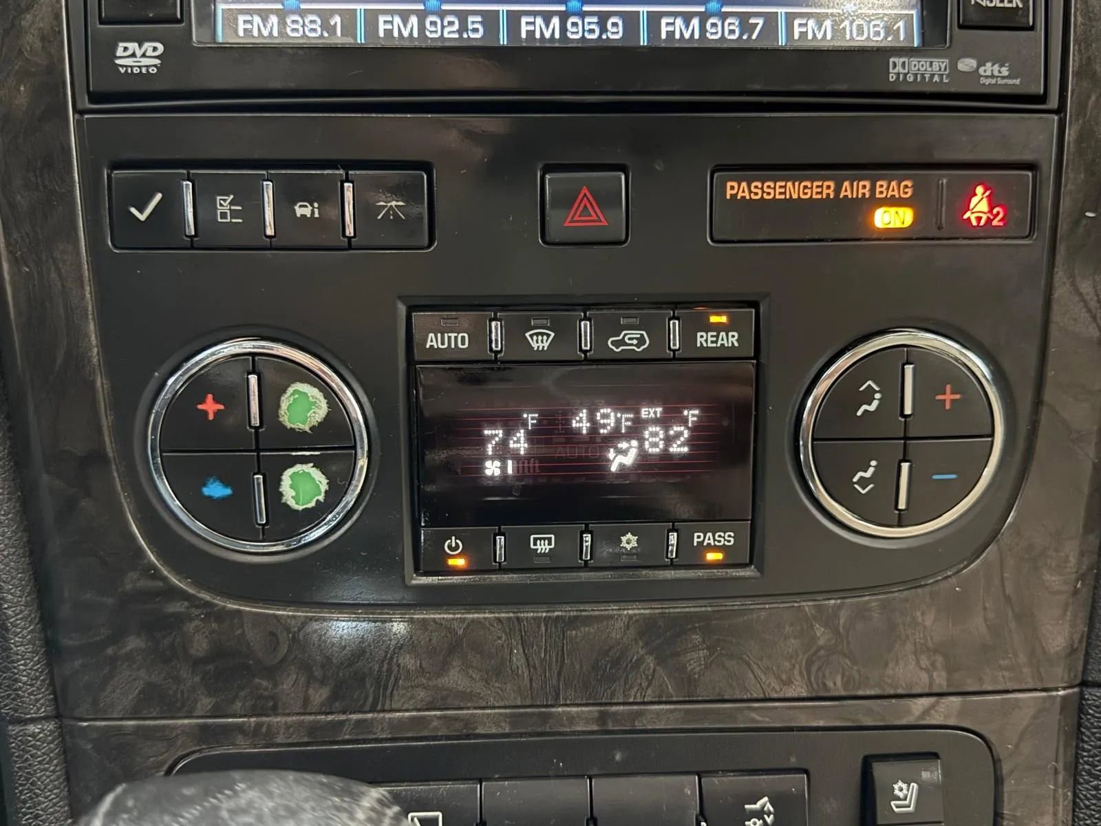 Used 2011 GMC Acadia Denali image 38