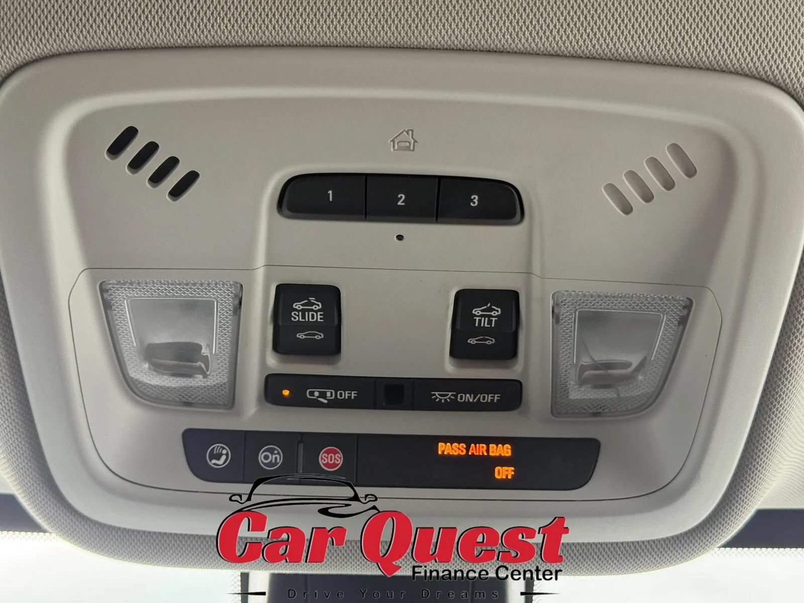 Used 2019 Chevrolet Traverse RS AWD/4WD image 31