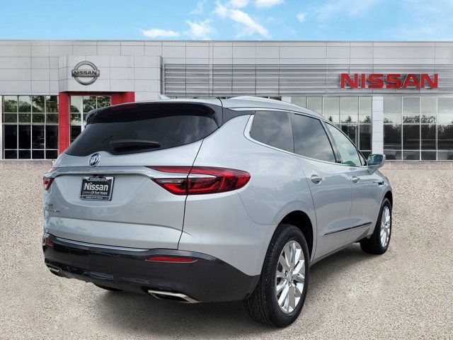 Used 2020 Buick Enclave Essence w/ Sound and Sites Package FWD image 8