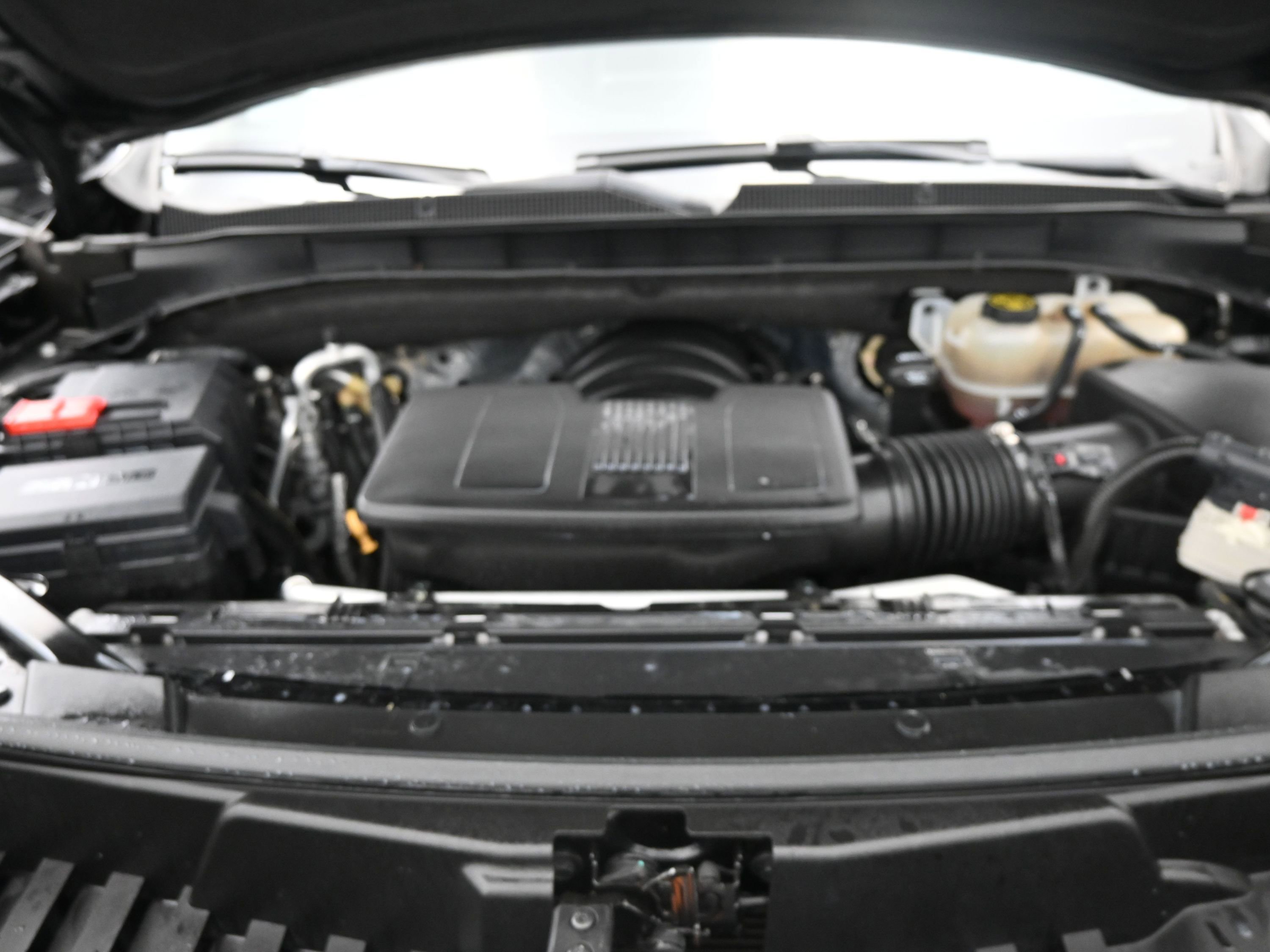 Used 2021 Chevrolet Suburban LT image 22