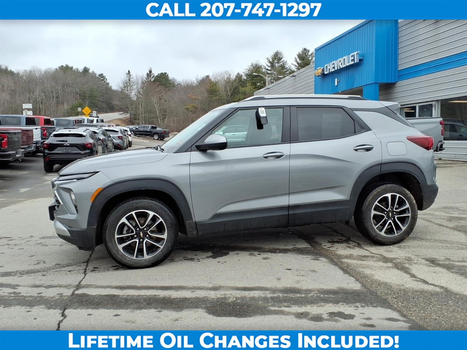 Used 2025 Chevrolet TrailBlazer LT AWD/4WD image 8