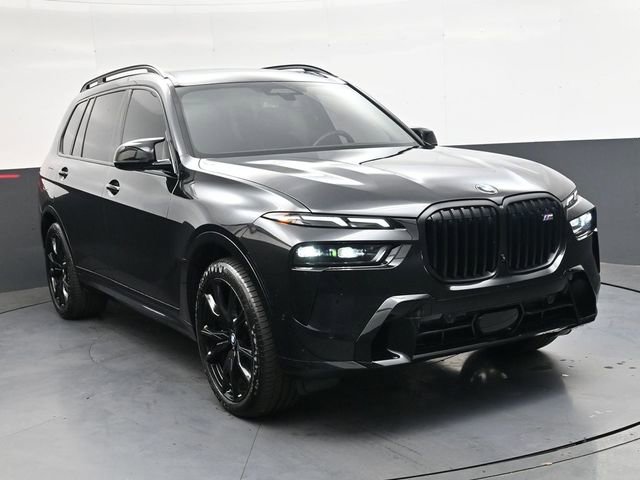 Used 2025 BMW X7 M60i AWD/4WD image 11