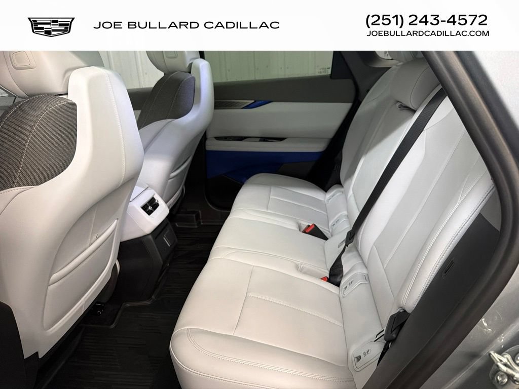 New 2027 Cadillac Optiq Luxury AWD/4WD image 61