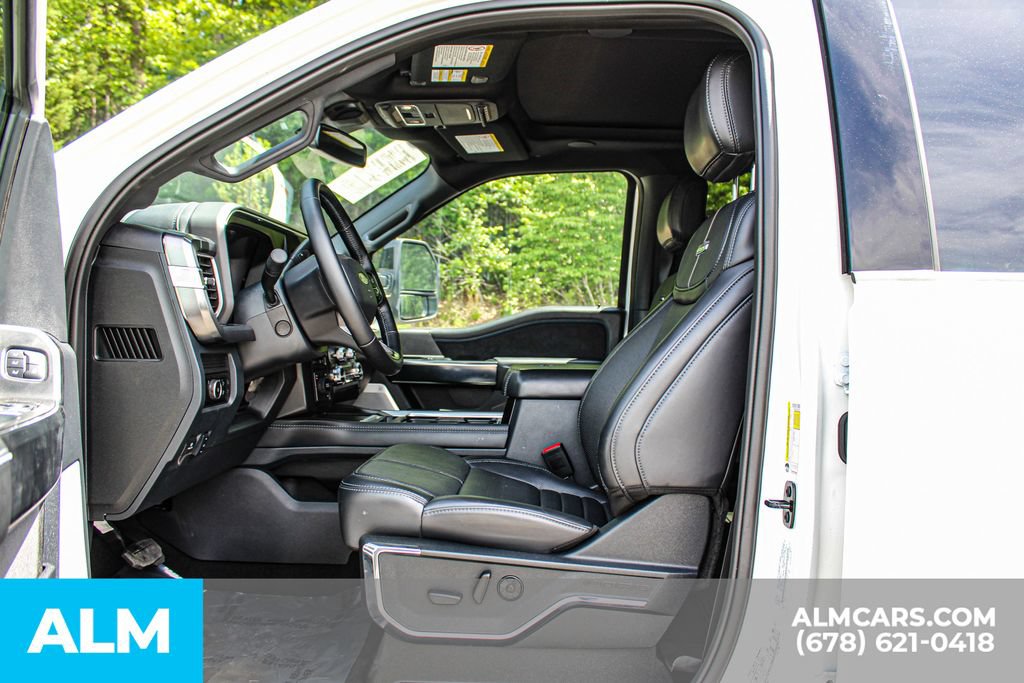 Used 2025 Ford F450 Platinum w/ FX4 Off-Road Package AWD/4WD image 16