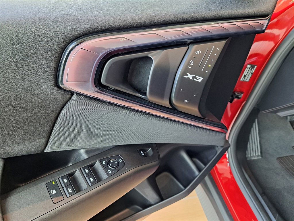 Used 2025 BMW X3 xDrive30i image 18