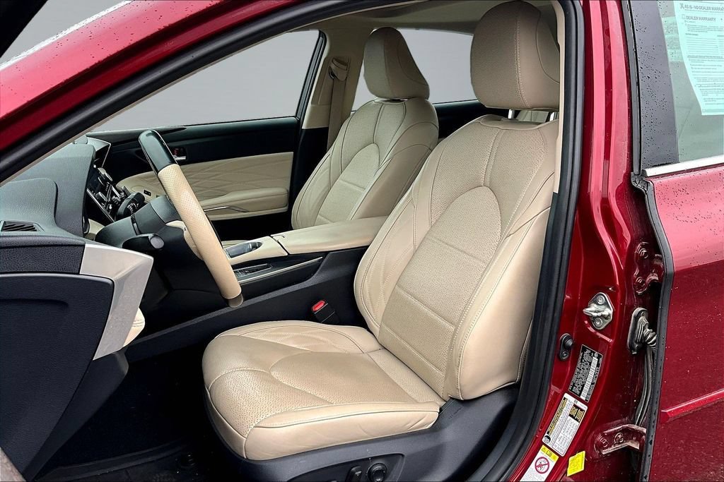 Used 2019 Toyota Avalon Limited w/ Advanced Safety Package FWD image 19