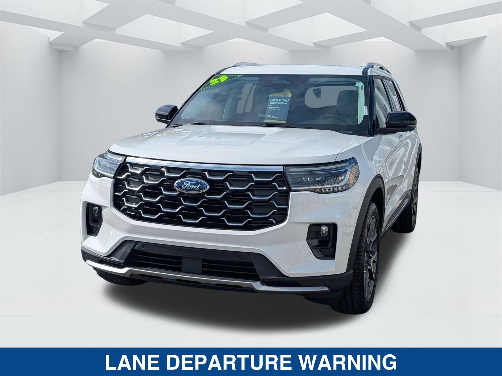 Used 2025 Ford Explorer Platinum w/ Ultimate Package AWD/4WD image 7