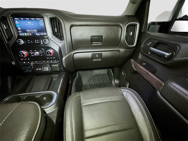 Used 2023 GMC Sierra 3500 Denali w/ Denali Ultimate Package image 29