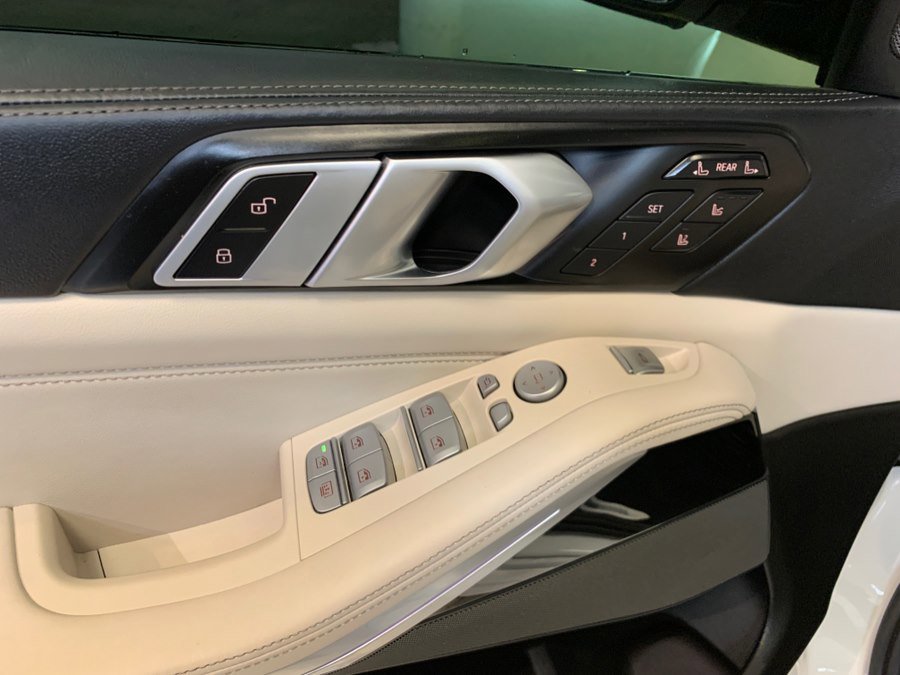 Used 2025 BMW X7 xDrive40i w/ Executive Package AWD/4WD image 15