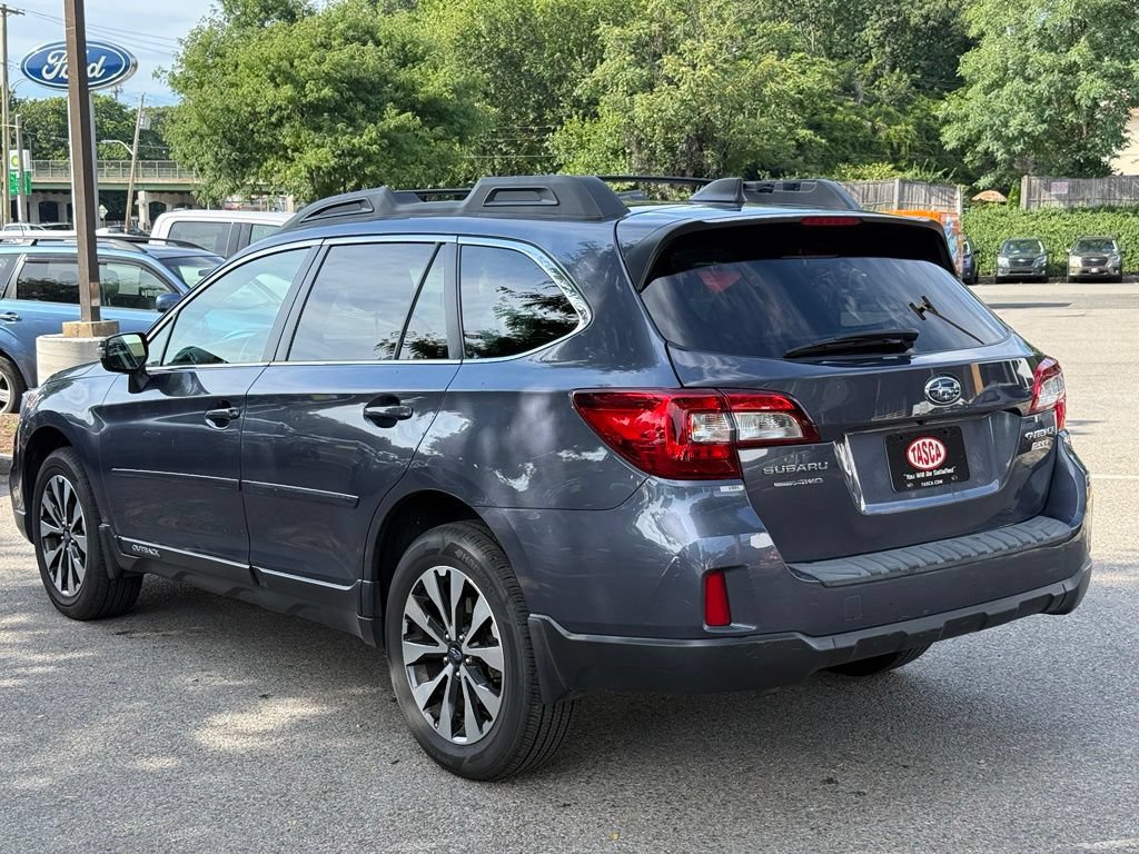 Used 2017 Subaru Outback 2.5i Limited AWD/4WD image 8