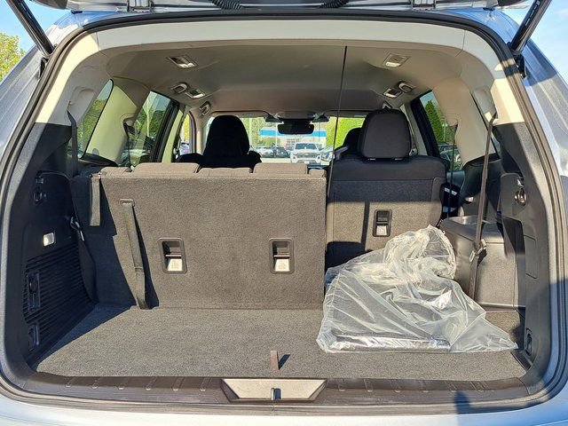 Used 2025 Subaru Ascent Premium image 28
