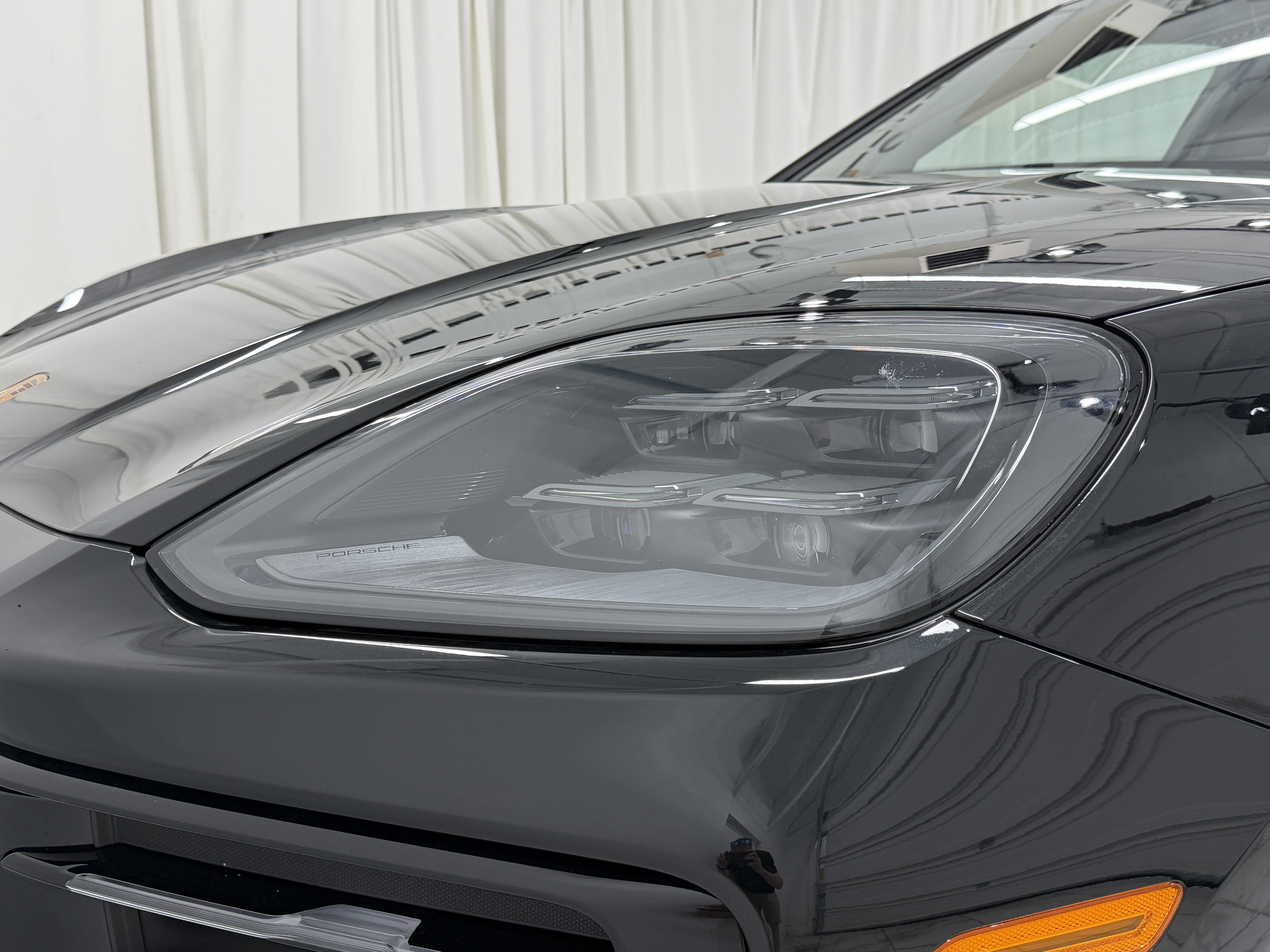 Certified 2025 Porsche Cayenne S AWD/4WD image 17