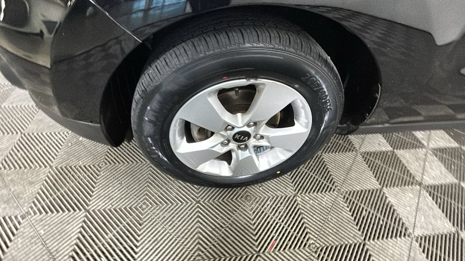 Used 2019 Kia Soul FWD image 11