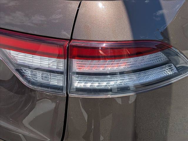 Used 2022 Lincoln Aviator Reserve w/ Equipment Group 201A AWD/4WD image 8