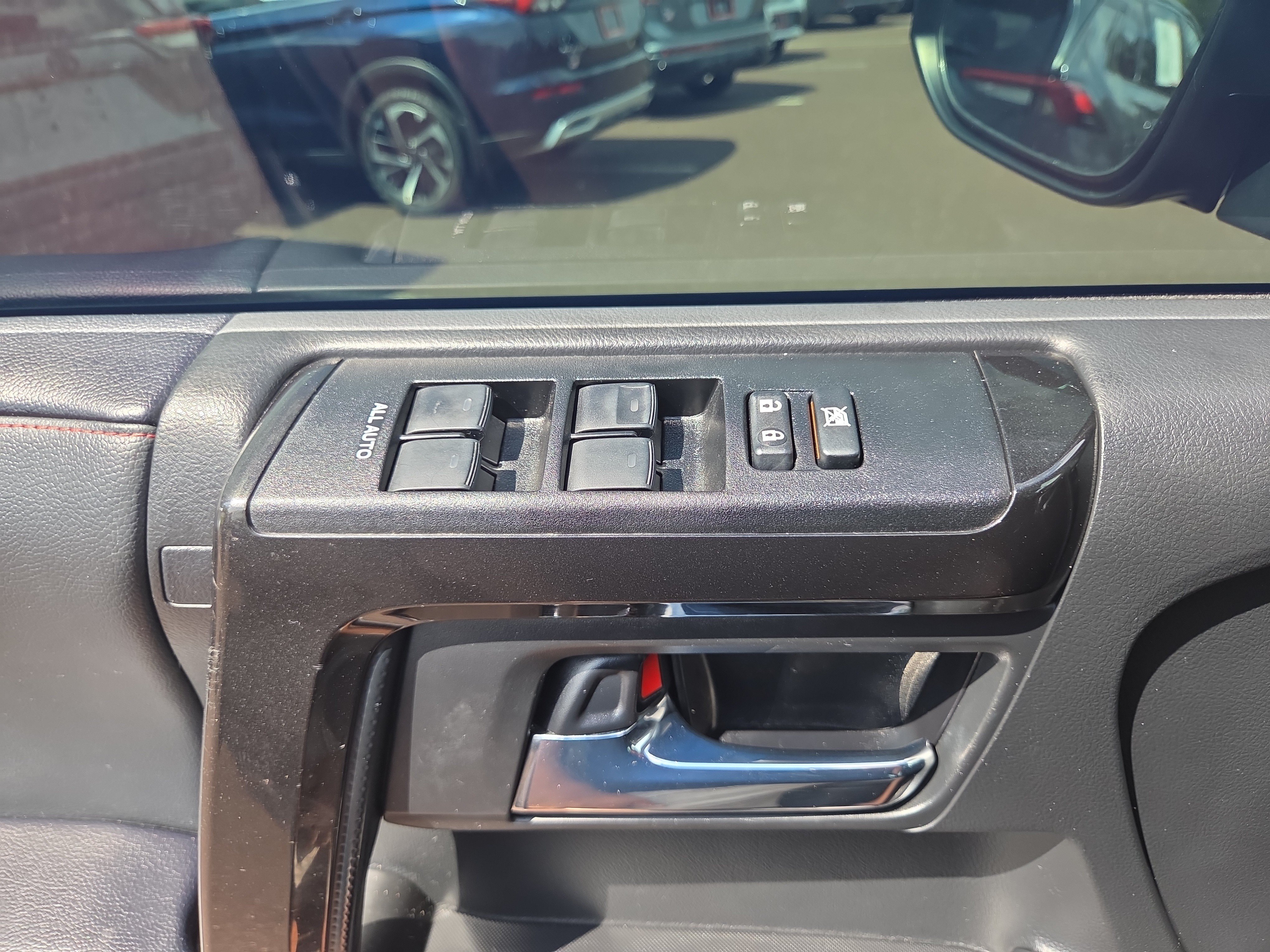 Certified 2021 Toyota 4Runner TRD Off-Road Premium w/ Moonroof Package AWD/4WD image 30