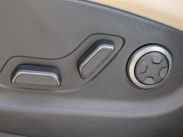 Used 2026 Genesis GV70 2.5T Select image 21