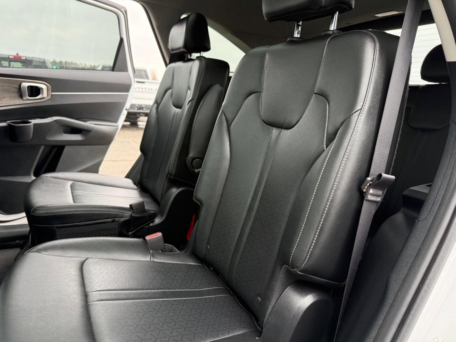 Used 2022 Kia Sorento X-Line EX image 18