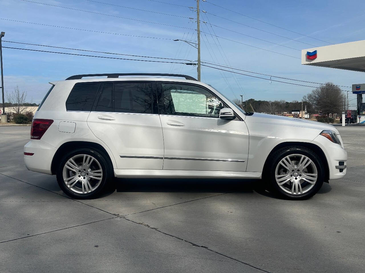 Used 2015 Mercedes-Benz GLK 350 GLK 350 4MATIC AWD 4dr SUV image 11