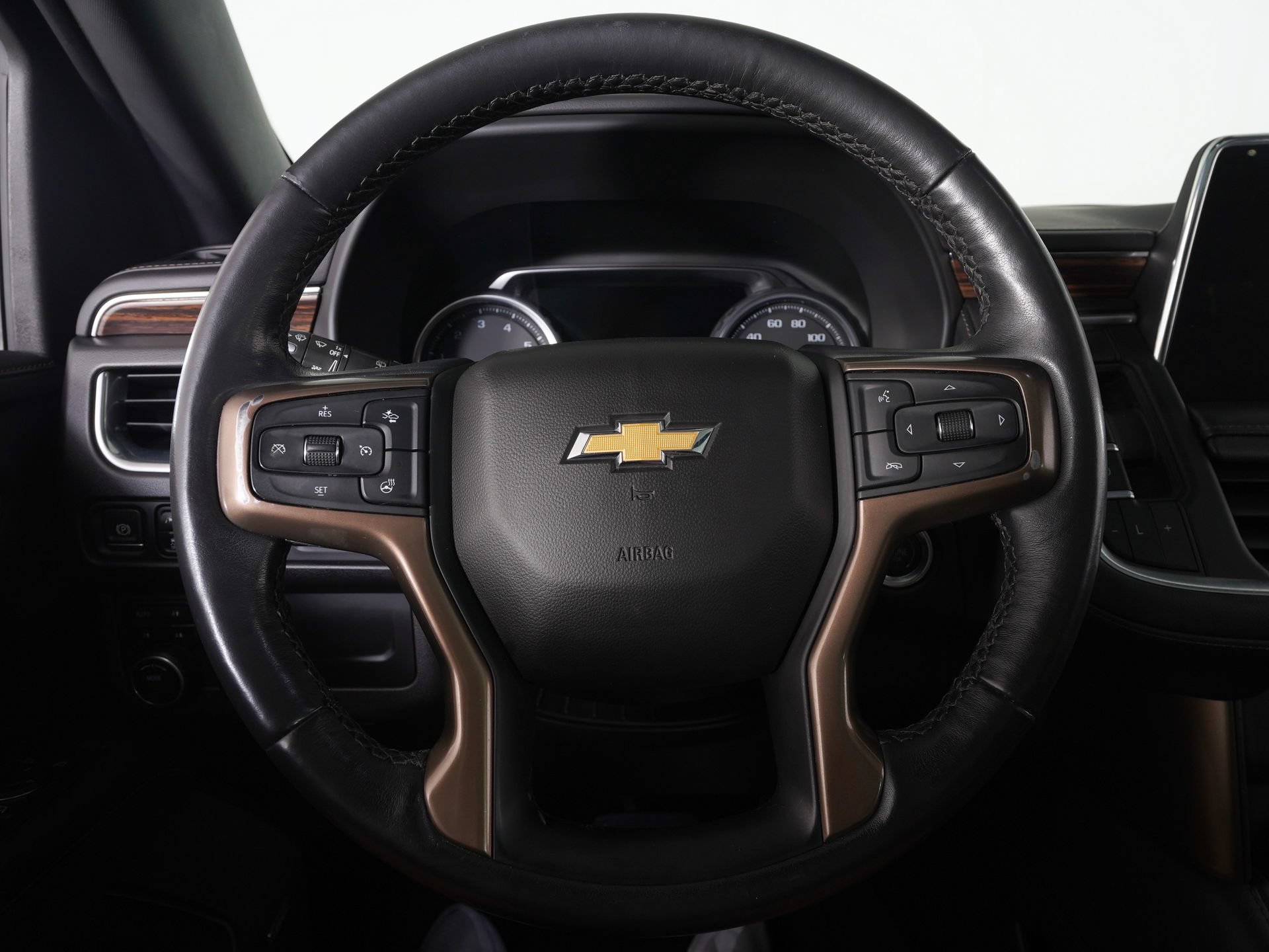 Used 2021 Chevrolet Suburban High Country AWD/4WD image 19