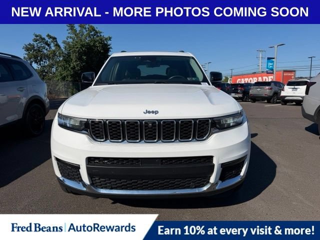 Used 2021 Jeep Grand Cherokee L Limited w/ Luxury Tech Group II AWD/4WD image 2