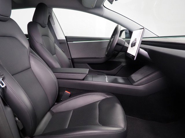 Used 2025 Tesla Model 3 Long Range RWD image 16