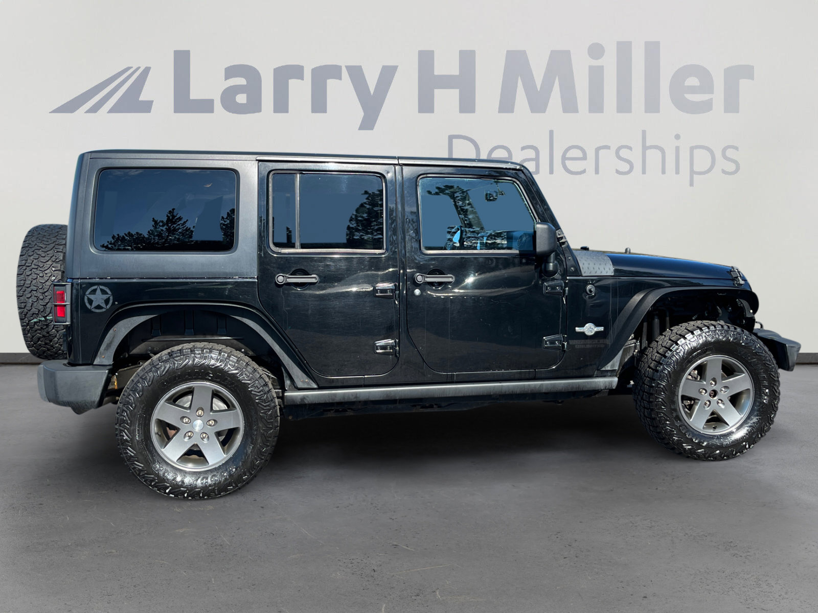 Used 2013 Jeep Wrangler Freedom Edition image 6