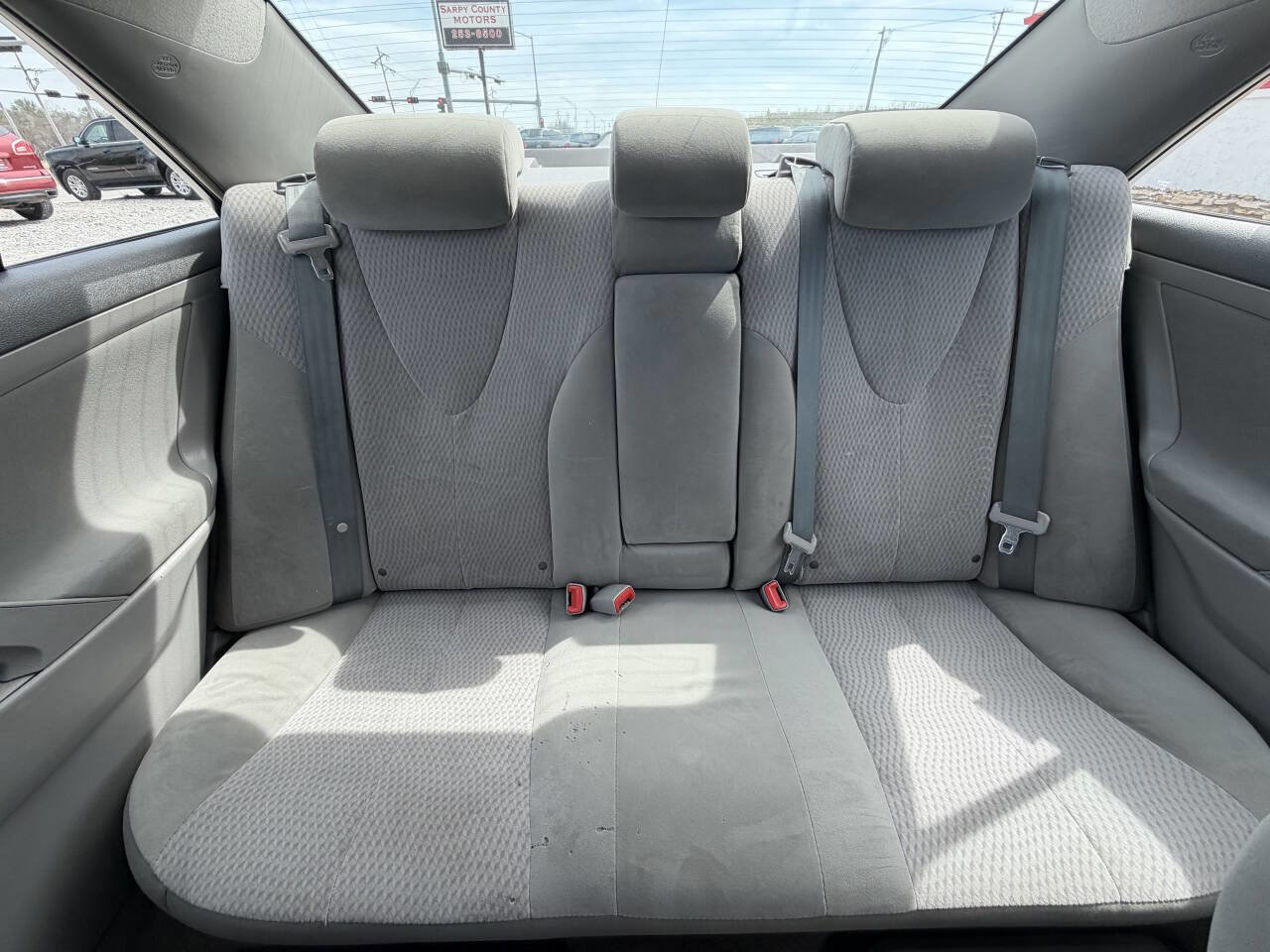Used 2010 Toyota Camry LE image 24