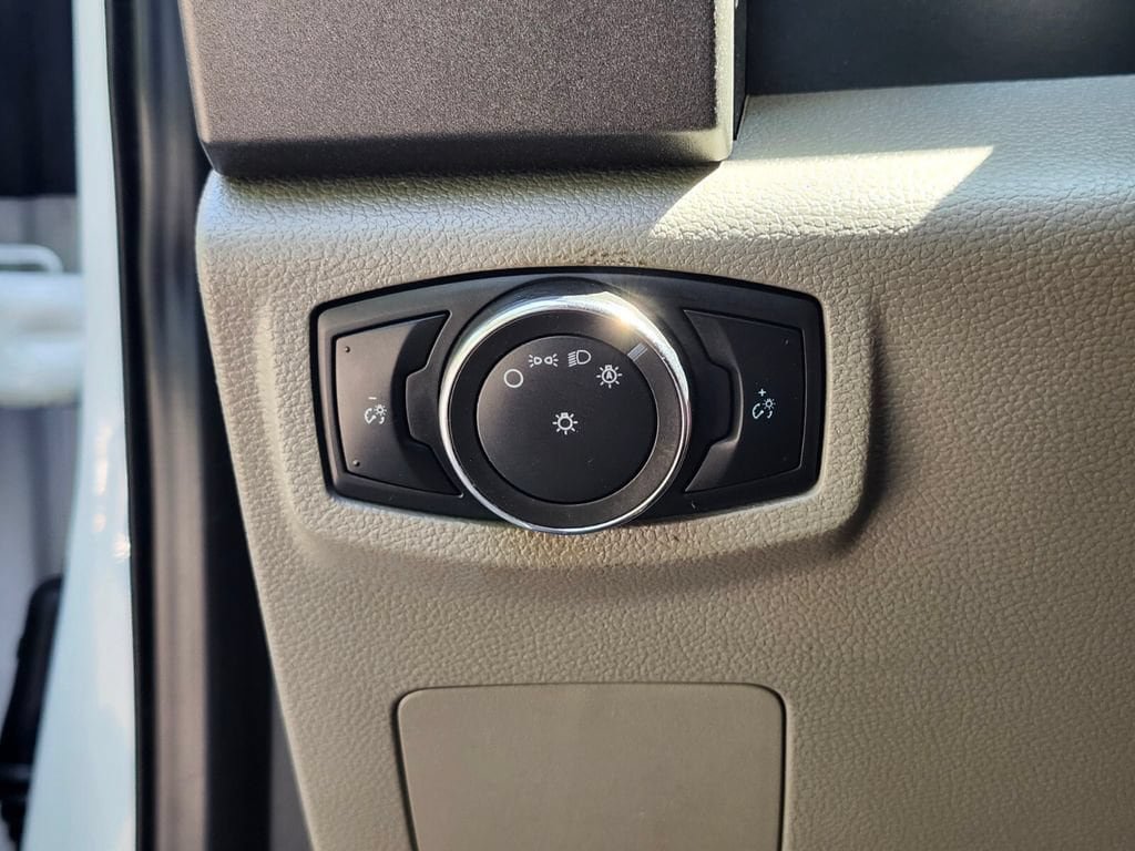 Used 2021 Ford F550 4x4 Regular Cab Super Duty image 16
