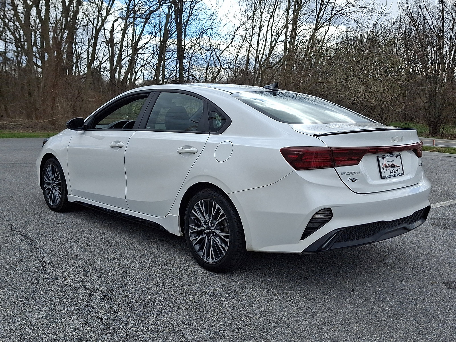 Used 2022 Kia Forte GT-Line FWD image 4