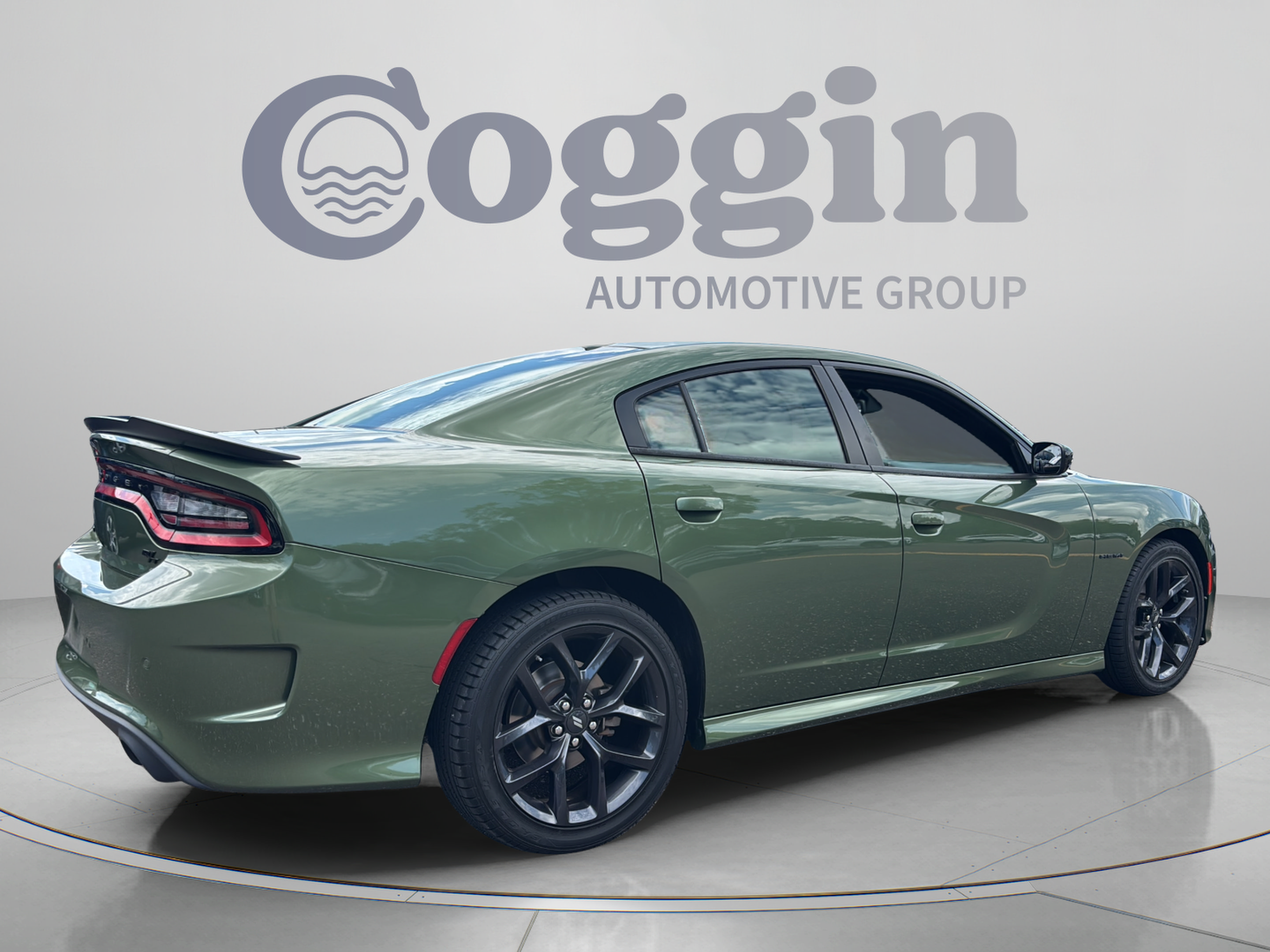 Used 2022 Dodge Charger R/T w/ Blacktop Package RWD image 5