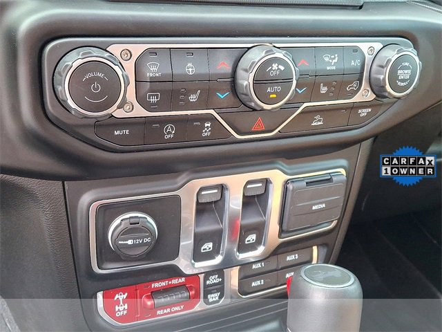 Used 2023 Jeep Wrangler Rubicon w/ Cold Weather Group image 16