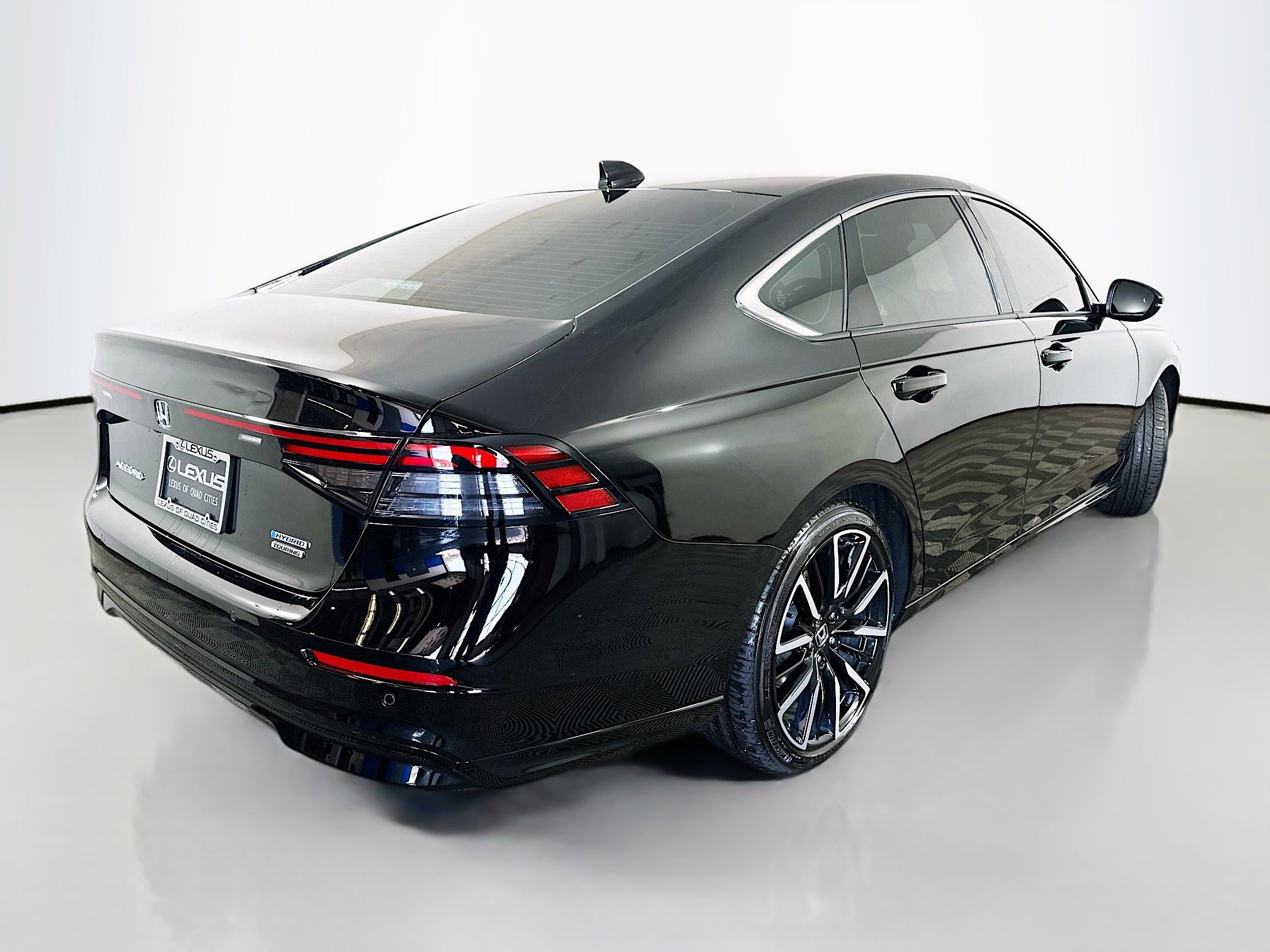 Used 2025 Honda Accord Touring image 7