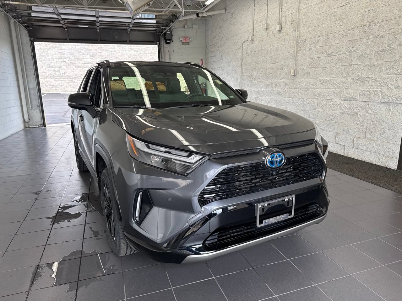 Used 2024 Toyota RAV4 XSE w/ Advanced Technology Package AWD/4WD image 2