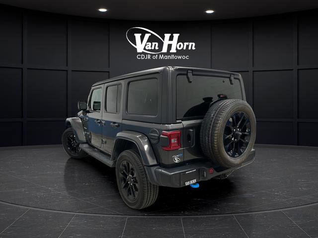 Used 2022 Jeep Wrangler Unlimited Sahara w/ Cold Weather Group image 5