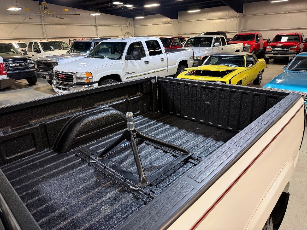 Used 2007 GMC Sierra 2500 SLE w/ Heavy-Duty Power Package RWD image 27