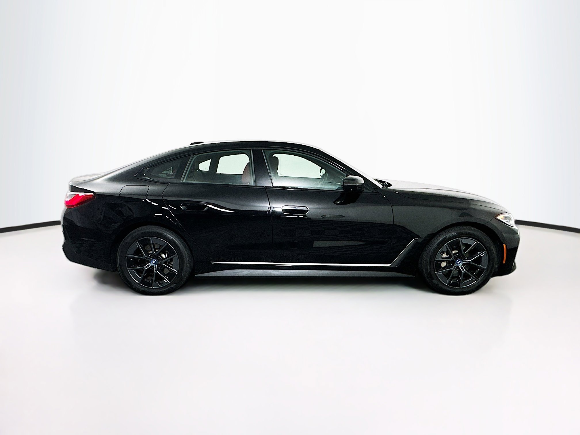 Used 2023 BMW i4 eDrive35 w/ Parking Assistance Package RWD image 10