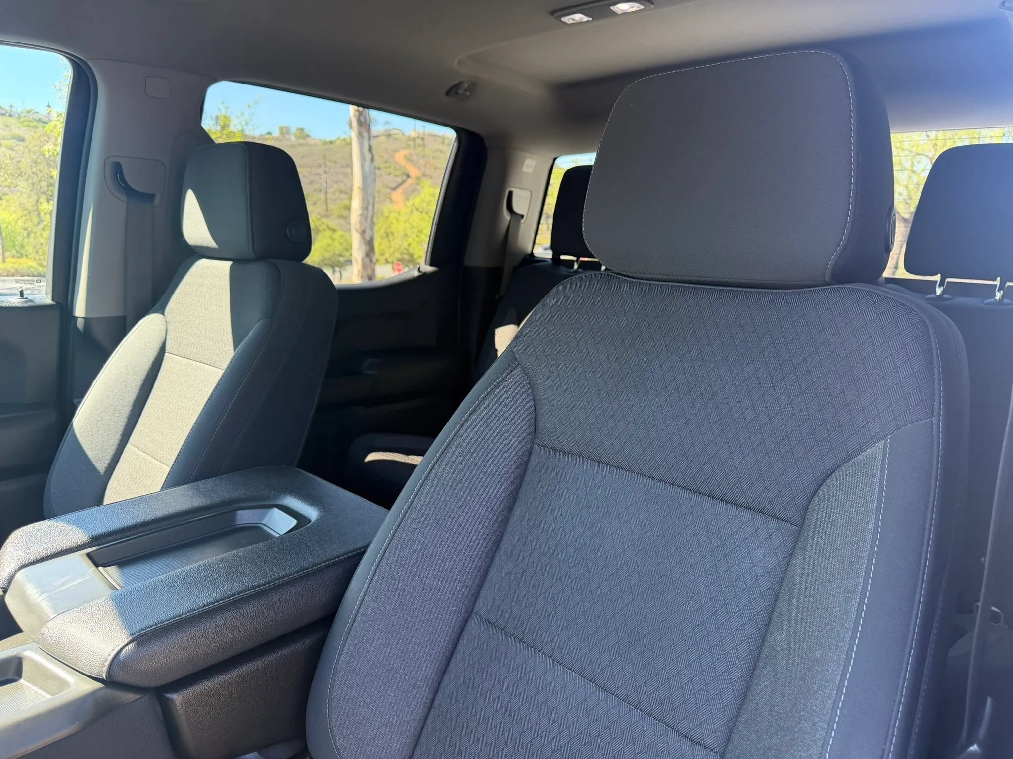 Used 2022 Chevrolet Silverado 1500 Custom w/ Safety Confidence Package RWD image 12